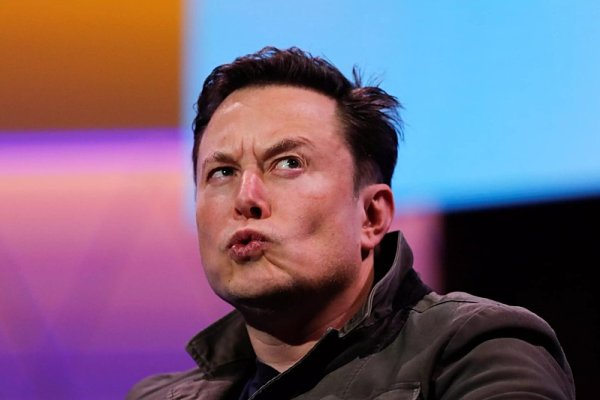 Musk pohrozil odchodem z Kalifornie