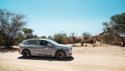 BMW iNEXT v pouštním pekle