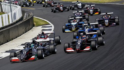 Ptáček v Pukekohe prohrál jen s Wallsem