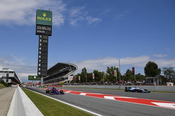 Černé mraky nad Montmeló