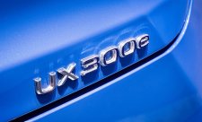 Lexus představuje svůj první elektromobil
