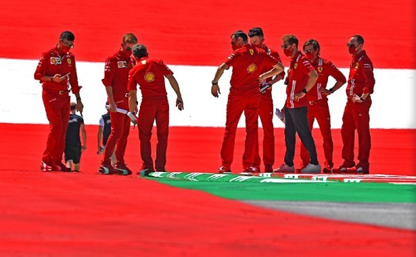 Ecclestone si v čele Ferrari představoval Briatoreho