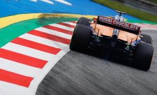 McLaren s motorem Mercedes, ale svou převodovkou