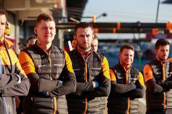Členům týmů F1 začal běžet čas v karanténě Členům týmů F1 začal běžet čas v karanténě