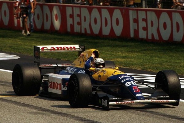 Mansell a Montoya místo Russella a Latifiho