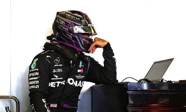 Mercedes naznačil, že se s Hamiltonem dohodl