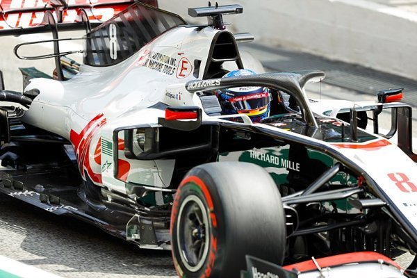Haas najednou honí Renault a Ferrari Haas najednou honí Renault a Ferrari