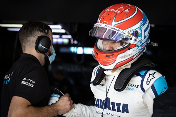 Russellův start v Imole je ohrožen Russellův start v Imole je ohrožen