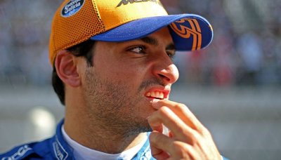 Sainz se upsal Ferrari na dva roky