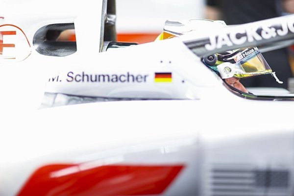 Schumacherova zimní příprava není ideální Schumacherova zimní příprava není ideální