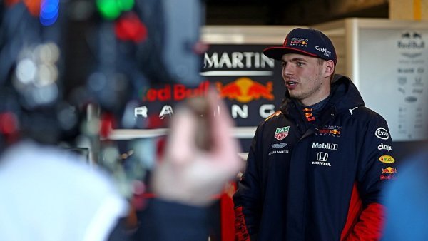 Verstappen se bojí počítačové porážky