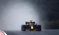 Odrovnal Verstappena Räikkönen nebo přechodné gumy?