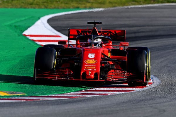 Vettel optimistický, Binotto podstatně méně