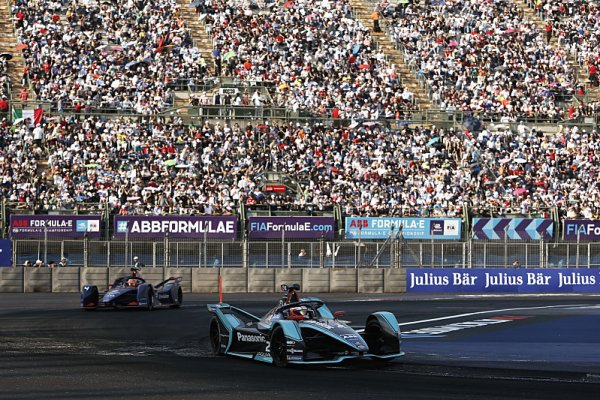 Formule E chce letos závodit před diváky Formule E chce letos závodit před diváky