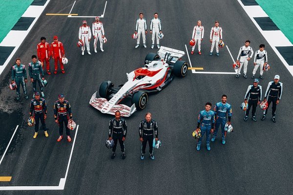 F1 ukázala monopost pro sezonu 2022 F1 ukázala monopost pro sezonu 2022