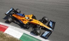 Překvapivé dvojité vítězství pro McLaren, na nejvyšším stupni Ricciardo