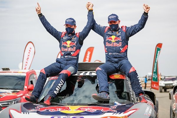 Peterhansel vyhrál svůj čtrnáctý Dakar Peterhansel vyhrál svůj čtrnáctý Dakar