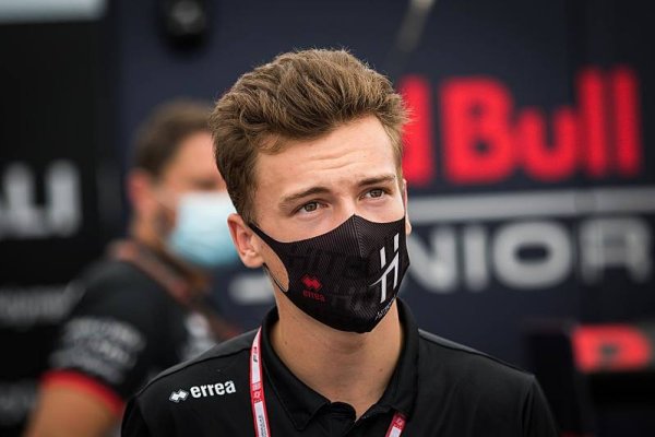 Chovet se vrací do FIA F3