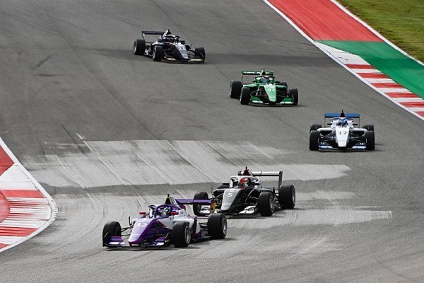 Sedačka ve FIA F3 jako odměna za titul ve W Series? Sedačka ve FIA F3 jako odměna za titul ve W Series?