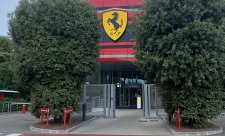 Ferrari vstává z popela, tvrdí čísla