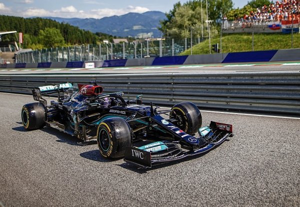 Hamilton předpovídá pohodlné vítězství