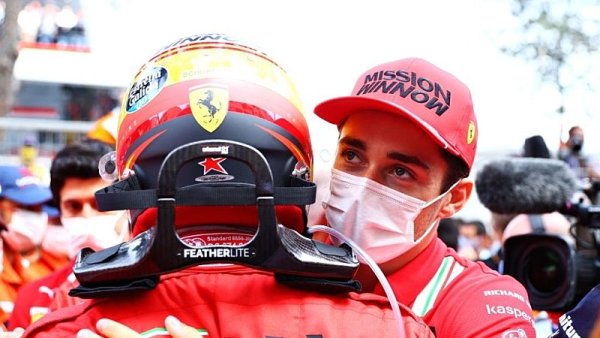 Leclerka podle Ferrari převodovka nezradila