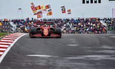 Ferrari se risk s motory vyplácí