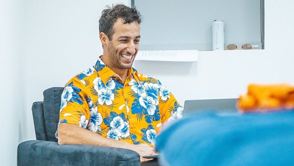 Ricciardo bude o Vánocích v karanténě Ricciardo bude o Vánocích v karanténě