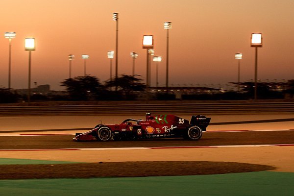 Ferrari a McLaren nemohou být rozdílnější