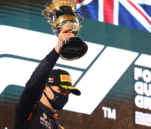 Jak může Verstappen získat titul v Džiddě? Jak může Verstappen získat titul v Džiddě?