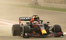 V Bahrajnu začal nejlépe Verstappen