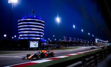 Verstappen viní stratégy Red Bullu