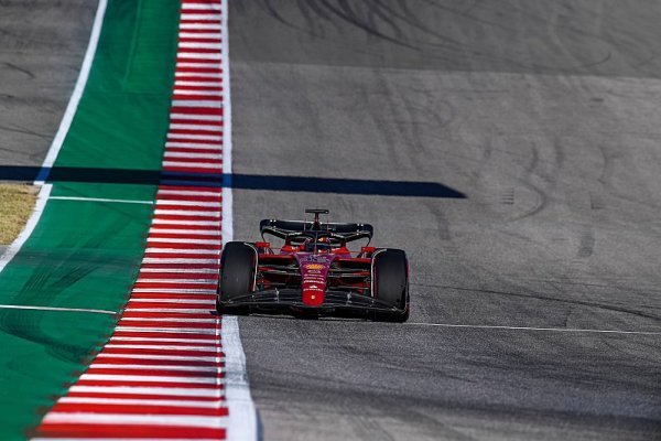 Ferrari zůstává díky Leclercovi na čele