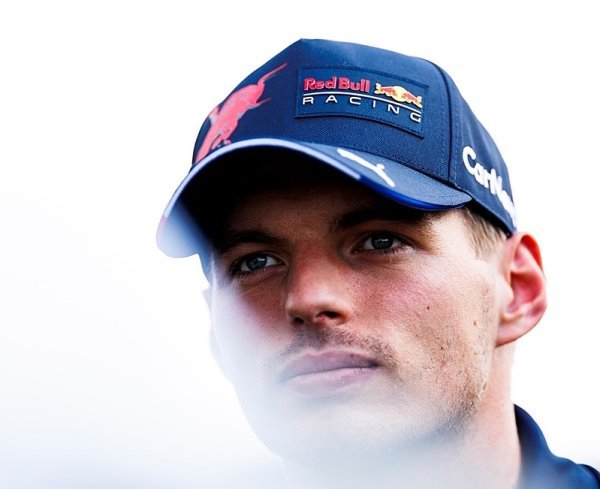 Na suchu kraloval Verstappen 