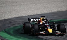 Verstappen přebírá od Leclerca celkové vedení