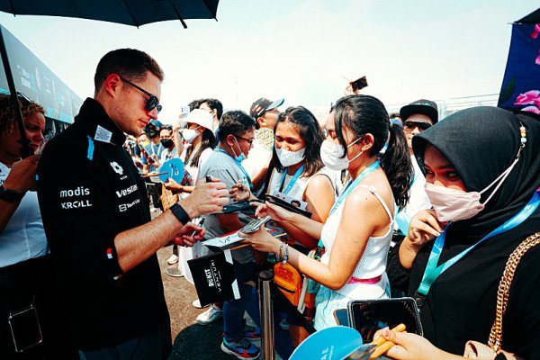 Vandoorne litoval špatného průjezdu aktivační zónou