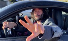 Keanu Reeves točí dokument z prostředí F1