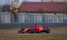 Test Ferrari v plném proudu