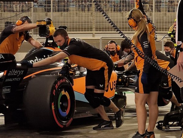 Co se stalo s McLarenem?