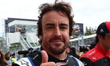 Alonso si brousí zuby na první místo