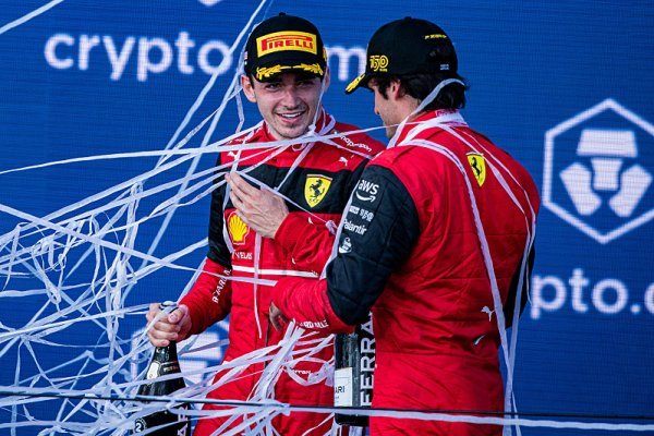 Leclerc vše prohrál v prvním stintu Leclerc vše prohrál v prvním stintu