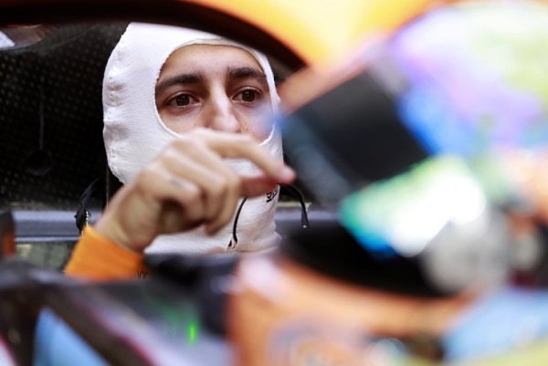Ricciardova budoucnost v bezprostředním ohrožení?