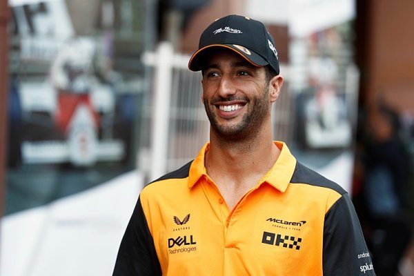 Ricciardo to přehnal při nastavování