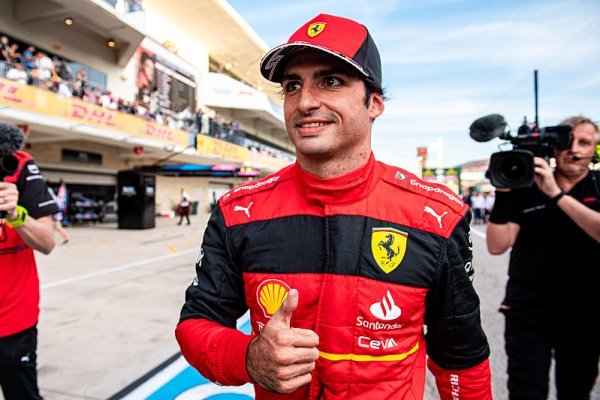 Konečně vybojoval suchou pole position Konečně vybojoval suchou pole position