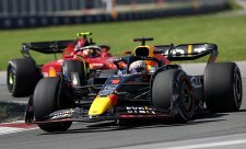 Verstappen zaskočen Sainzovou rychlostí