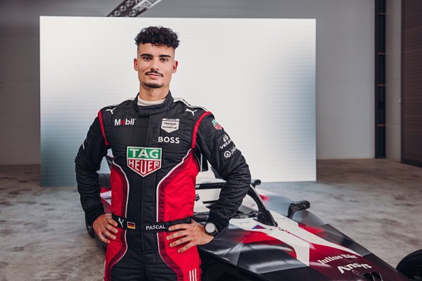 Soupeři se budou zlepšovat, uvědomuje si Wehrlein. Návratu do F1 neříká ne