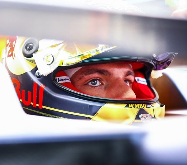 Verstappen opět nejrychlejší, dorazil déšť