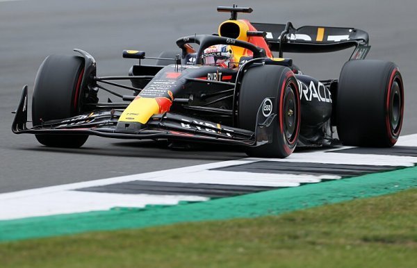 Verstappen připravil Norrise o senzační pole position