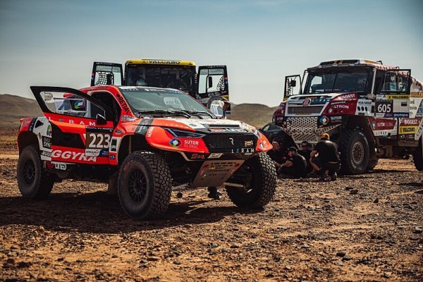 Extrémní Dakar dokonale prověří piloty Buggyry 