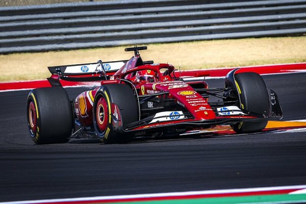 Ferrari dobylo Austin, kontroverzní penalizace pro Norrise